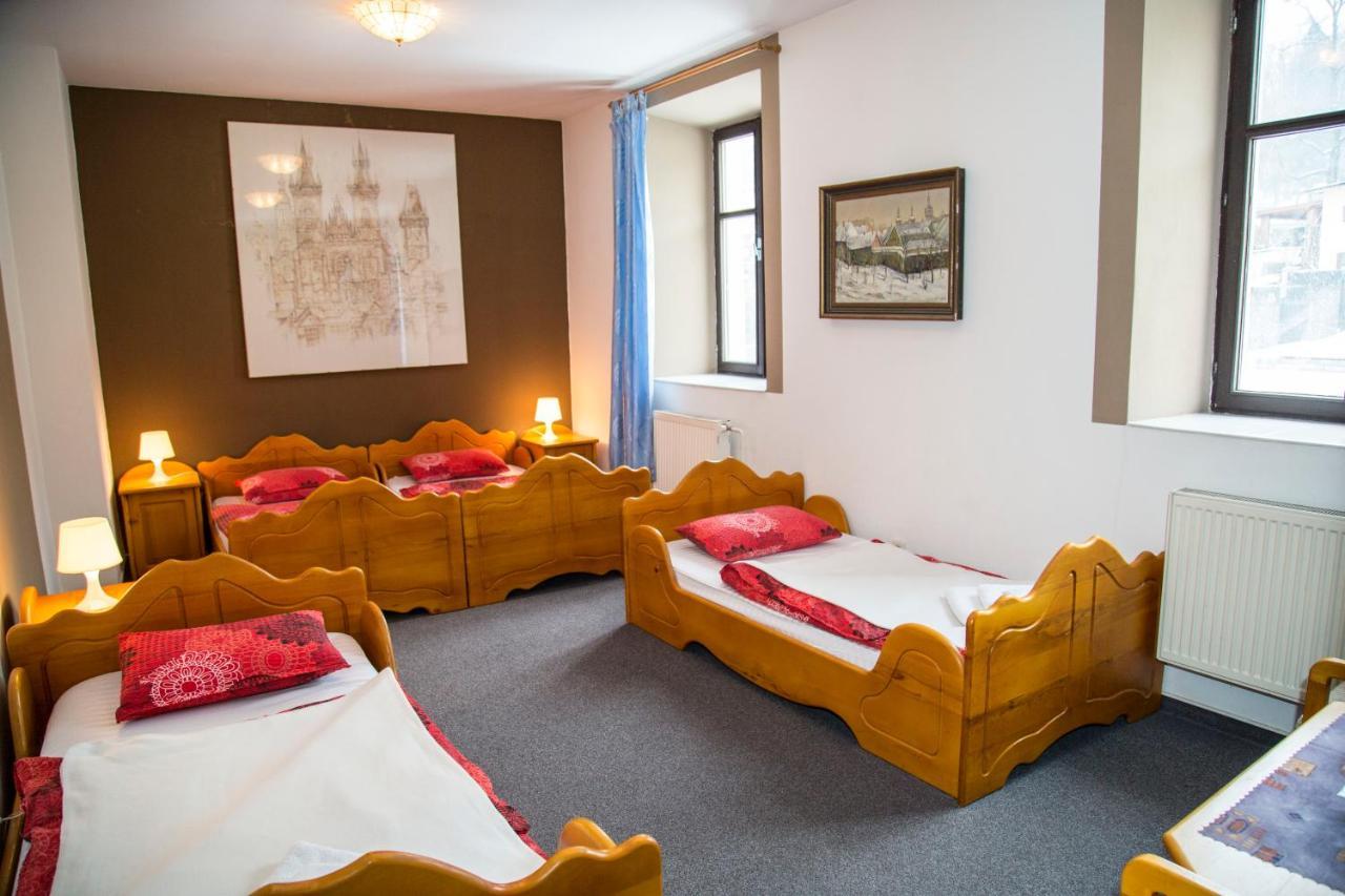 Hotel U Mesta Prahy Nachod Bagian luar foto