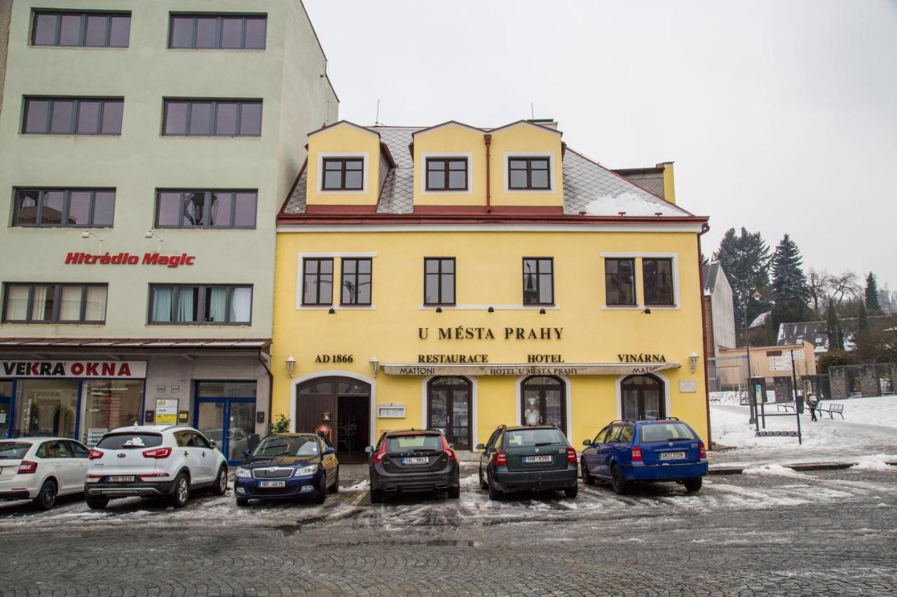 Hotel U Mesta Prahy Nachod Bagian luar foto